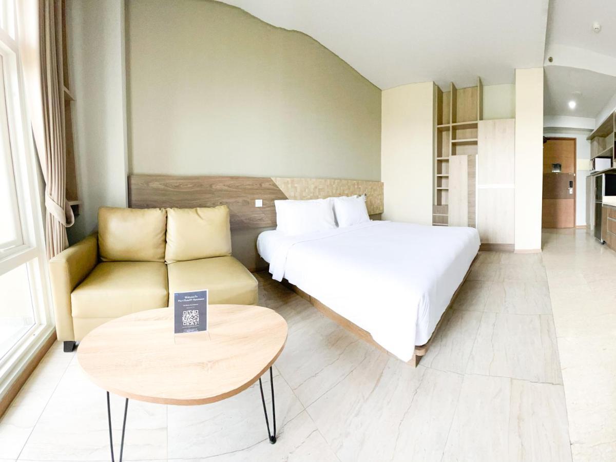 Graha Makara Suite Hotel & Residence チカラン エクステリア 写真